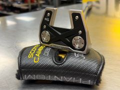 Putter Scotty Cameron Droitier Phantom Black 5S avec cover